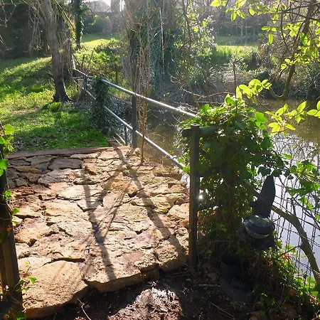 Le Fer En Cèze Couette-café Sabran